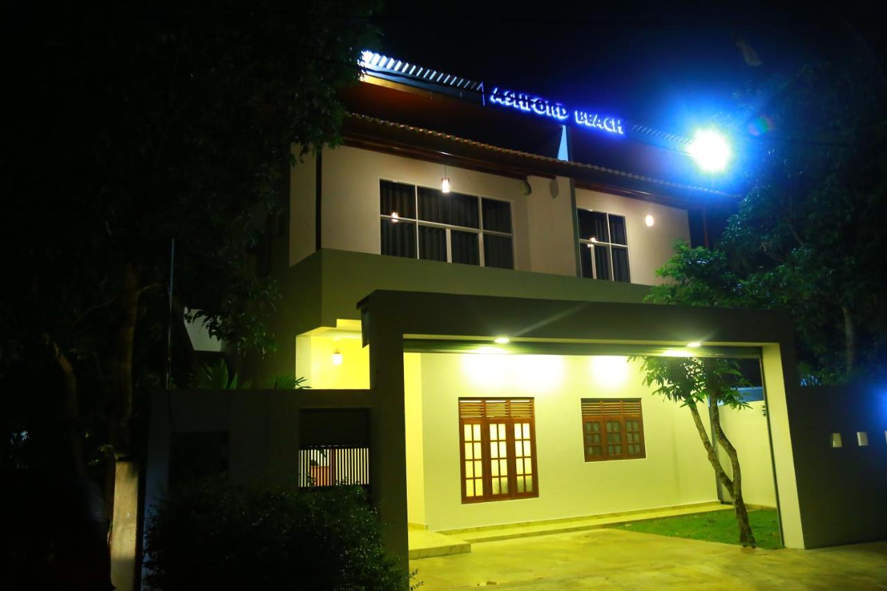 Ashford Beach Matara Luaran gambar