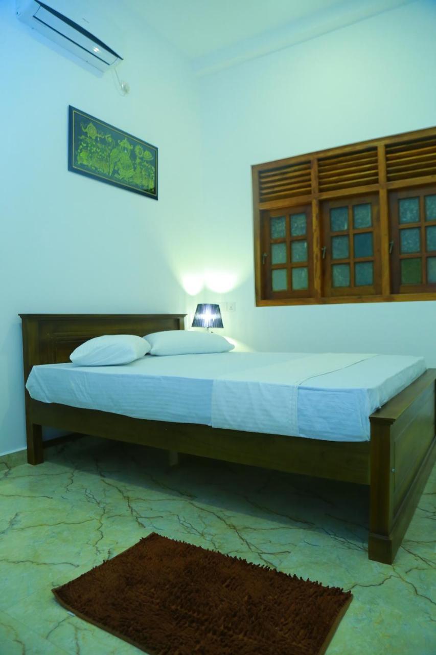 Ashford Beach Matara Luaran gambar