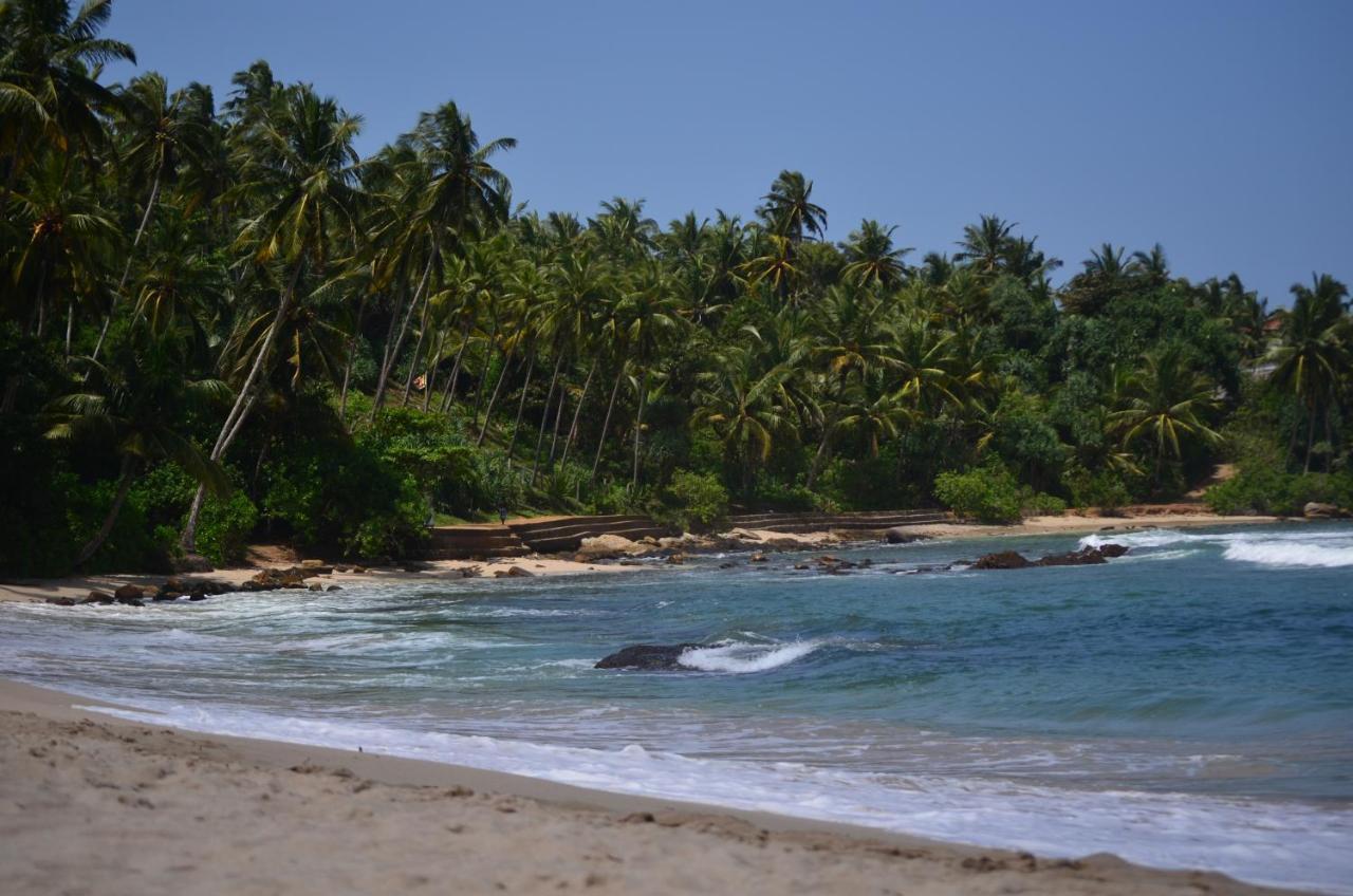 Ashford Beach Matara Luaran gambar